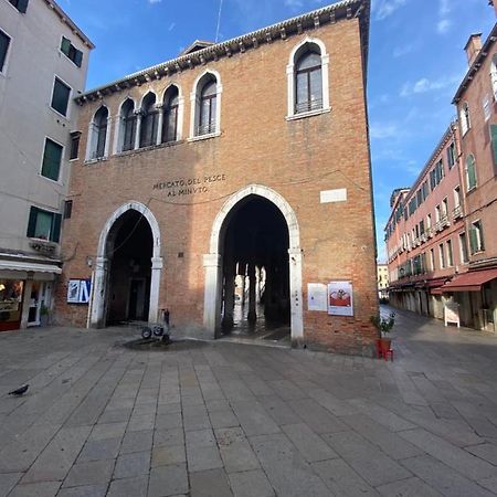 Esclusivo Appartamento A Rialto Venice Luaran gambar